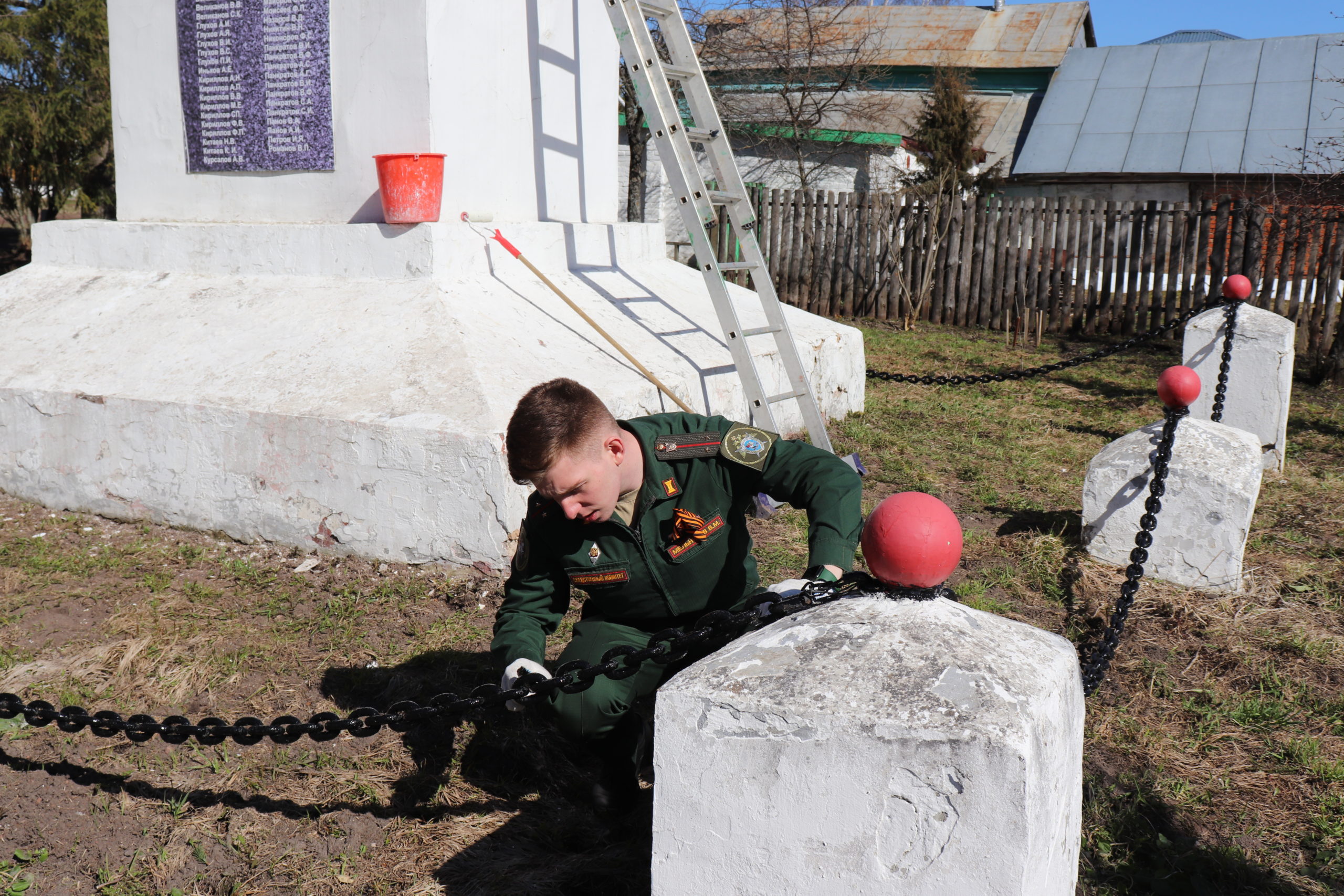 памятник воинам
