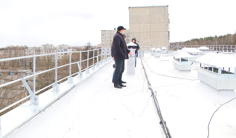 Администрация готовит аукционы на ремонт кровли четырех многоквартирных домов