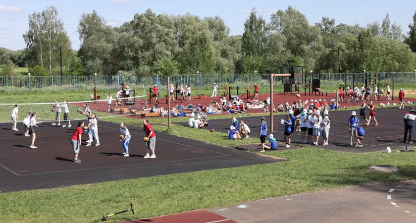 В Законодательном Собрании прошел круглый стол на тему развития отдыха детей