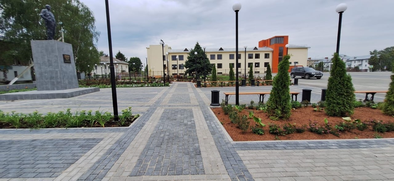 Благоустройство площади в Лакинске