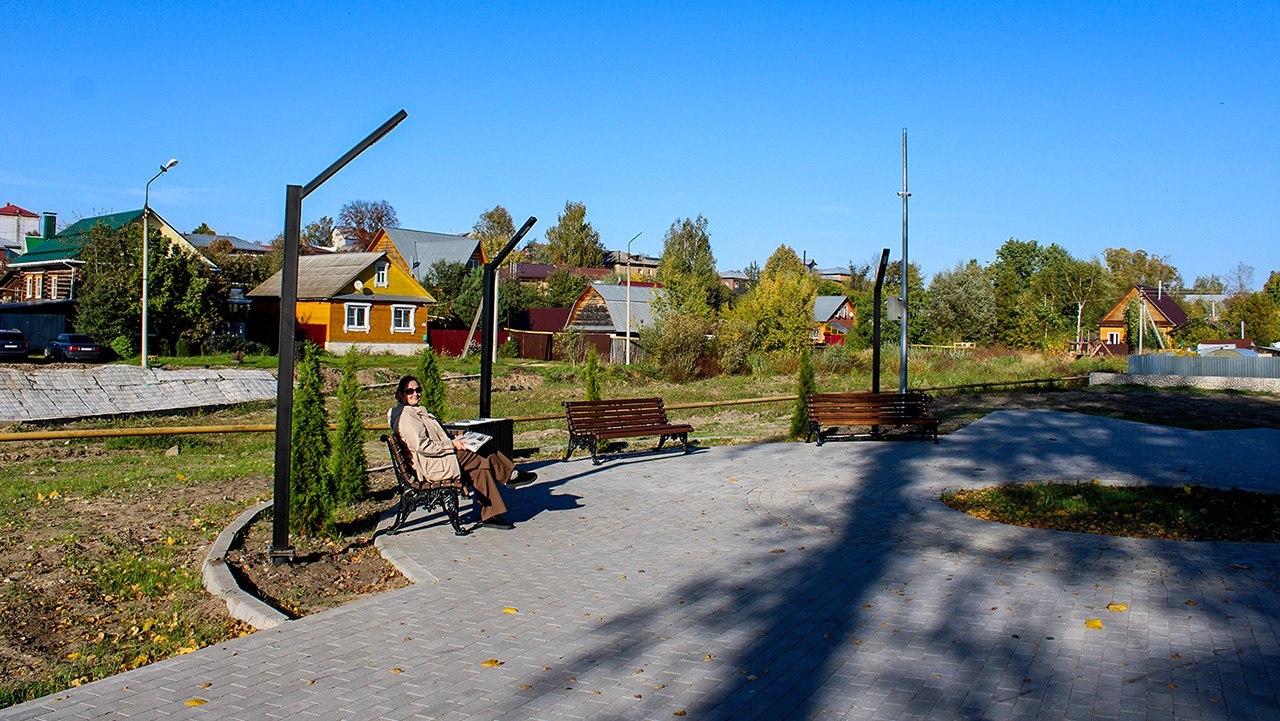 Благоустроенный сквер в Меленках