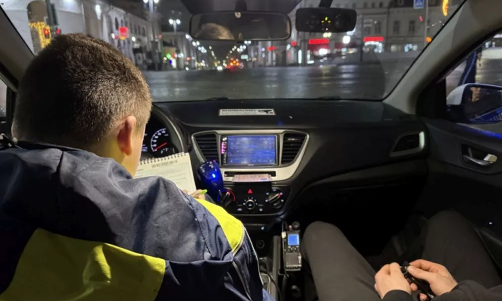 Работа полиции и ГИБДД во время ночного рейда