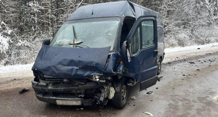 На трассе в Судогодском районе произошло лобовое столкновение автомобилей