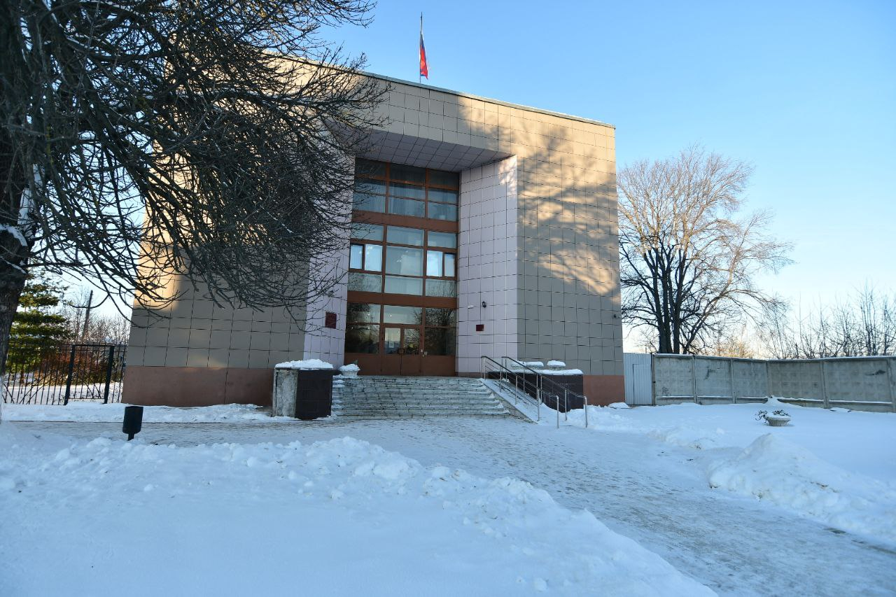 Судебное заседание или иллюстрация дела