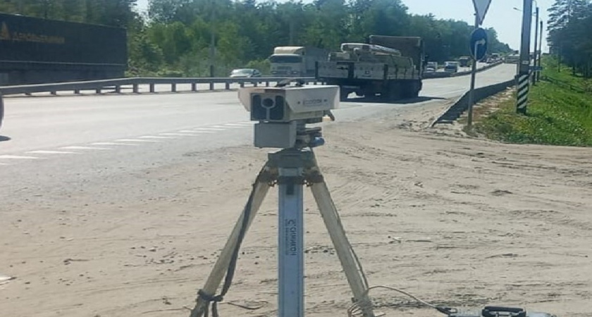 Мобильный комплекс фотовидеофиксации на дороге