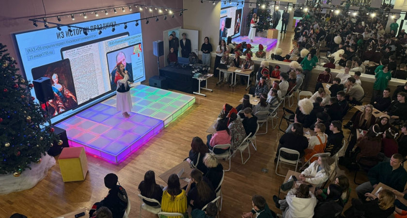 Участники студенческого квиза в доме культуры посёлка Муромцево