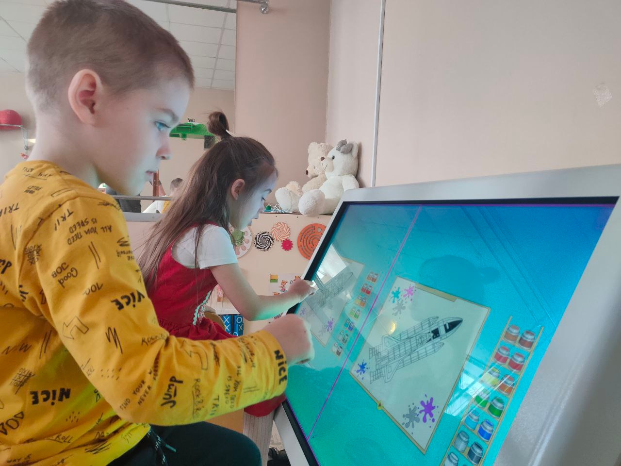 Обучение ПДД на компьютерном тренажере в Муромском центре