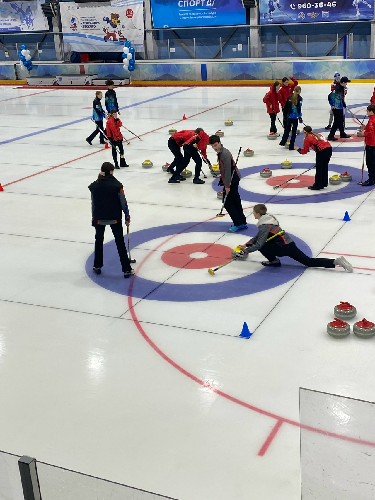 Юные муромские кёрлингисты с серебряными медалями