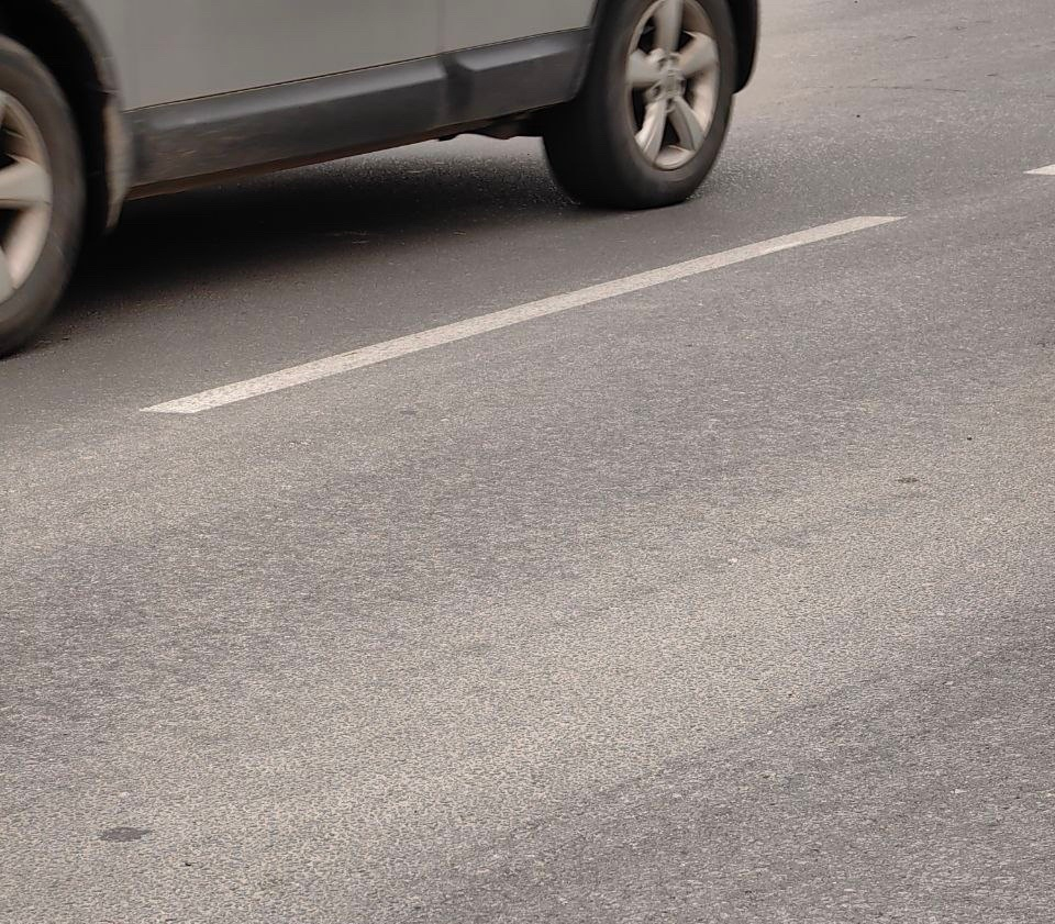 Иллюстрация: автомобильные номера с трёхзначным кодом региона