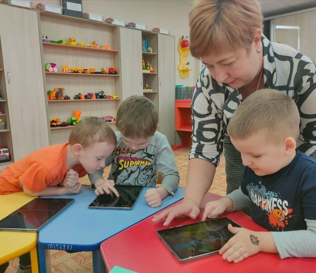 Дети занимаются в цифровом кластере Муромского центра