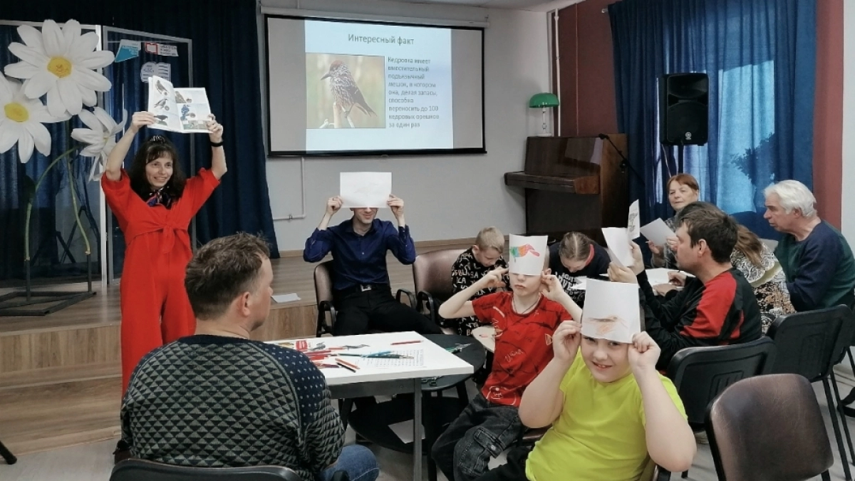 Муромские семьи на встрече, посвящённой краснокнижной кедровке