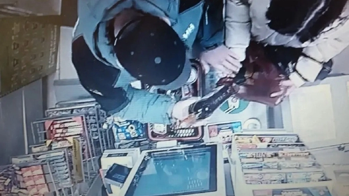 Иллюстрация к новости о хищении продуктов парой из Мурома